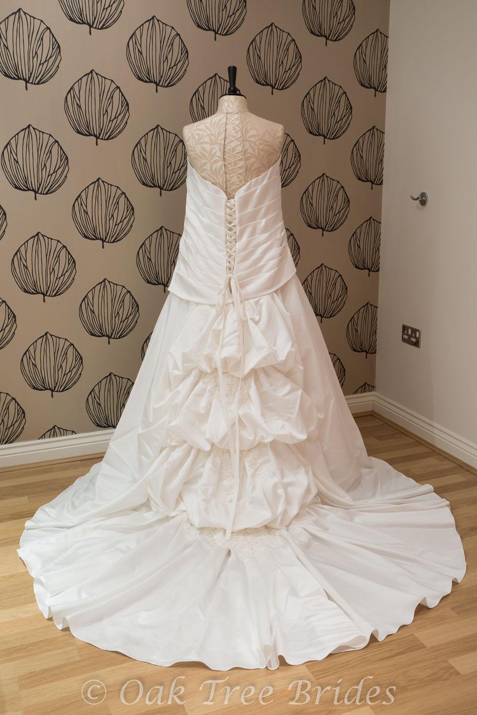 Source url: http:.oaktreebrideswedding-dressessize-22 Source url: http:.oaktreebrideswedding-dressessize-22