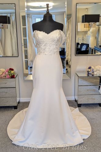 Madi Lane - Amelie-Jane