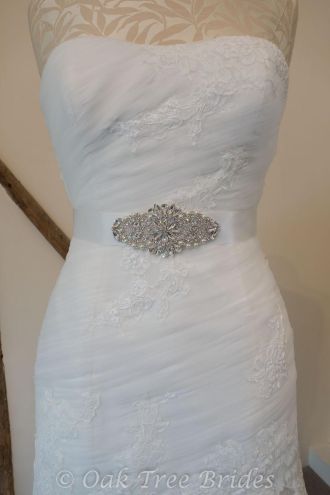  Oak Tree Brides - Poppy