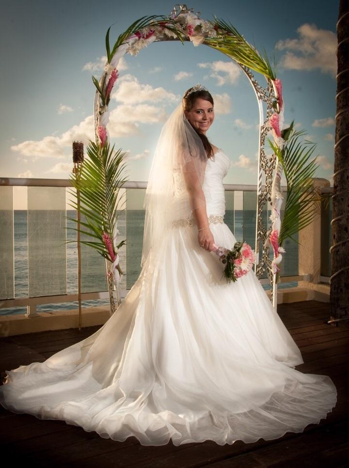 bridal-gown-Nicola W